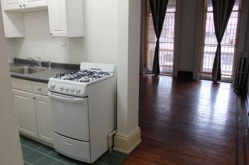 Light filled spacious units close to Penn
