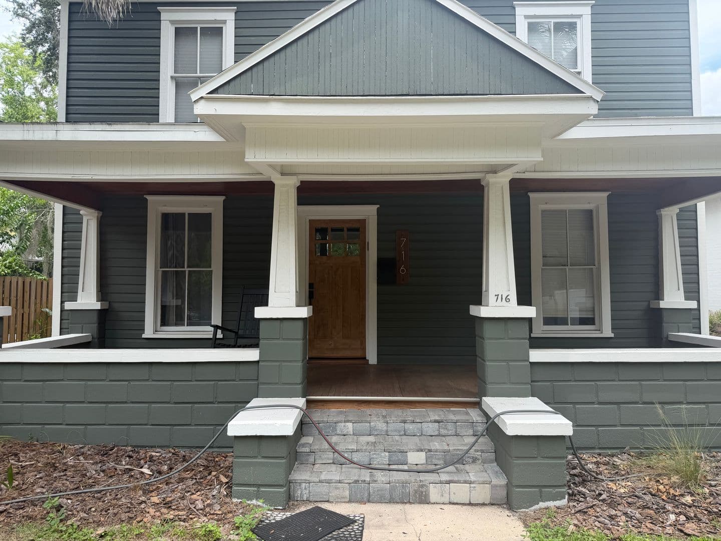 Beautifully Renovated 2-Bedroom Apartment in Duck Pond