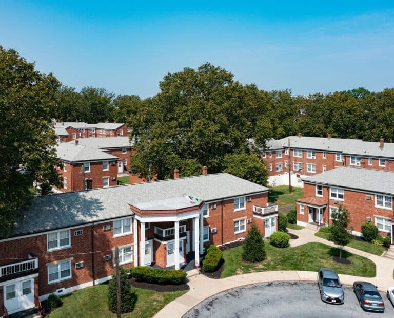 High Pointe Apartments