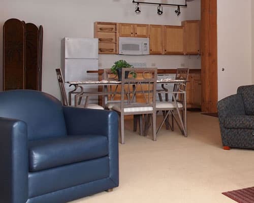 International Harvester Apartment Homes at Banbury Place