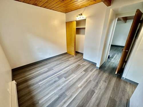 Valleyford Apartments