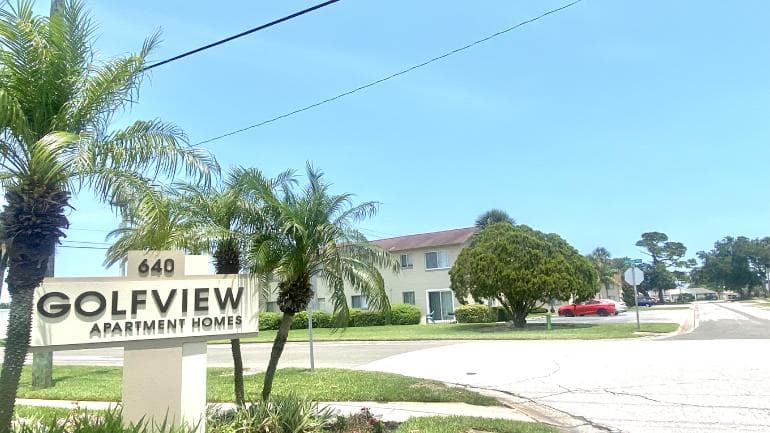 Golfview Apartments