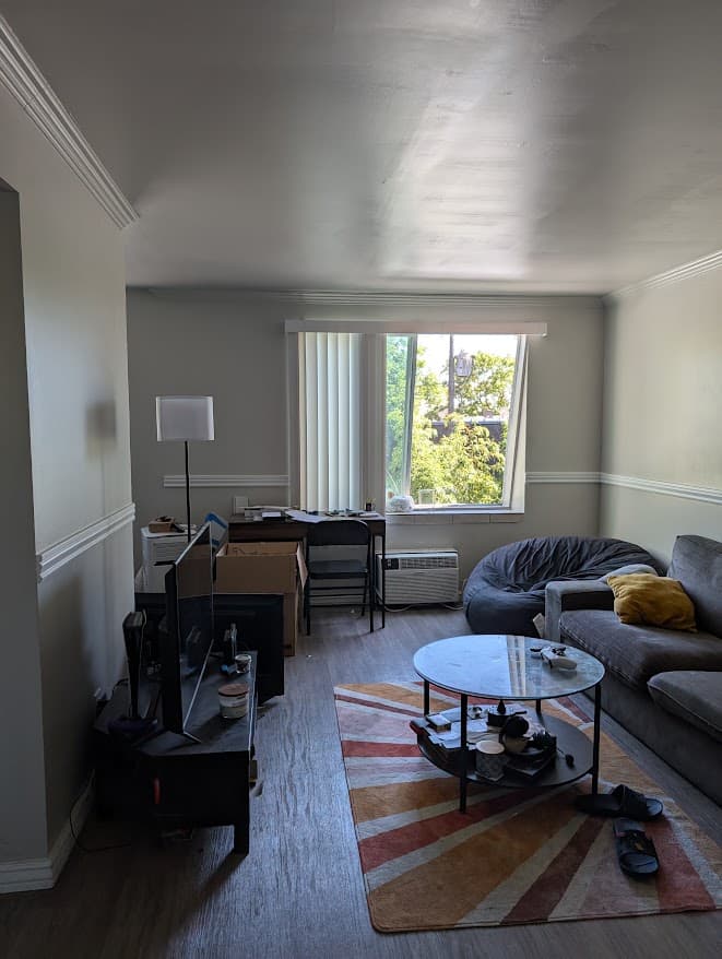 Private bedroom near campus.