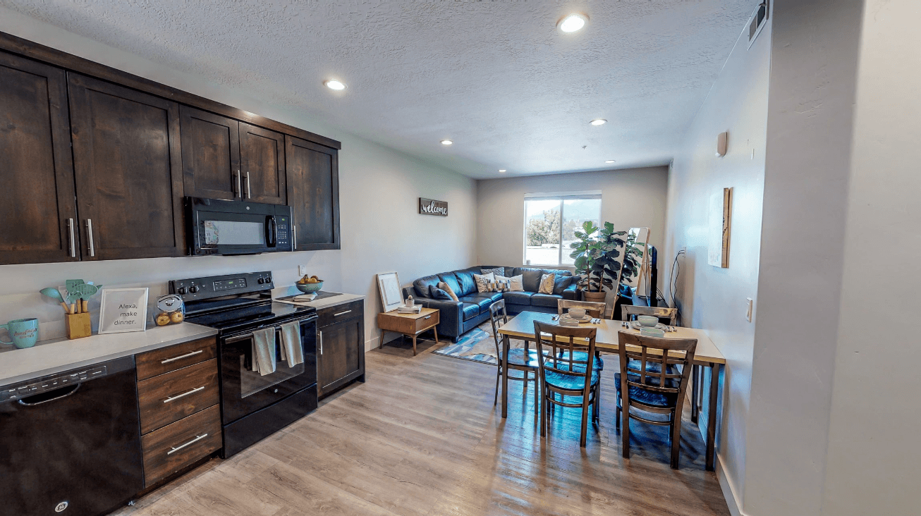 Men's Private Room - College Place Provo - Winter