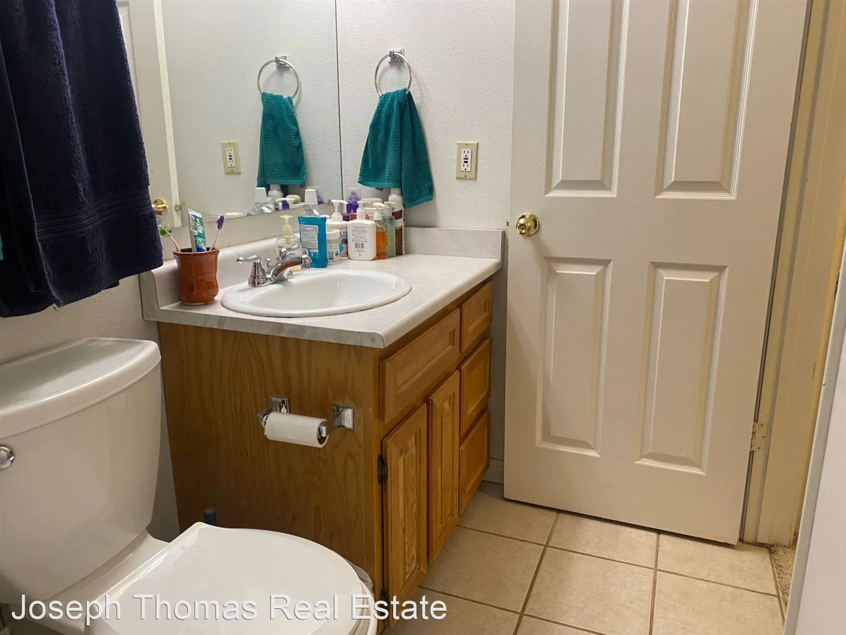 Amazing shared room 5 minutes from campus!