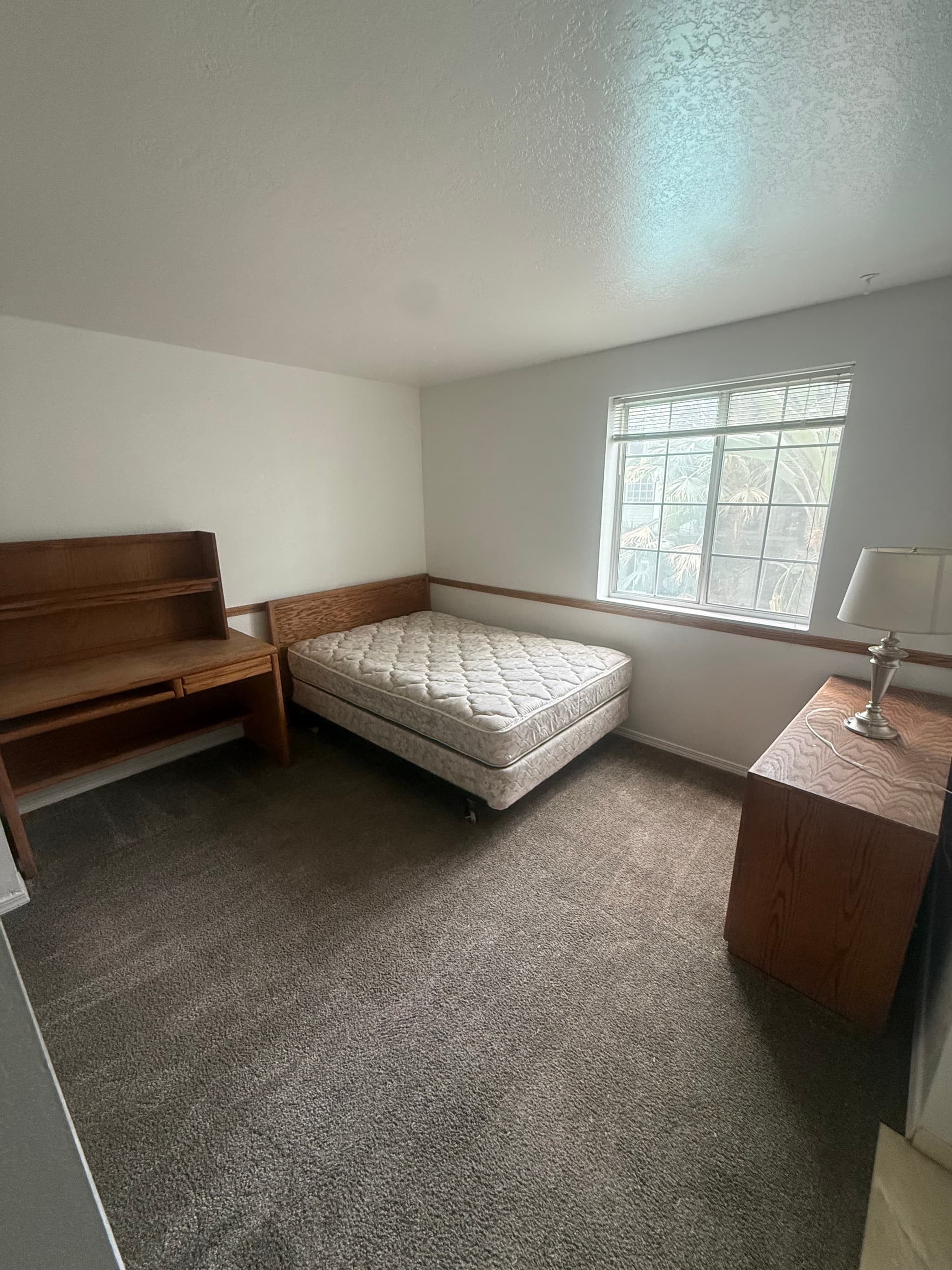September FREE + $400 Off Deposit!