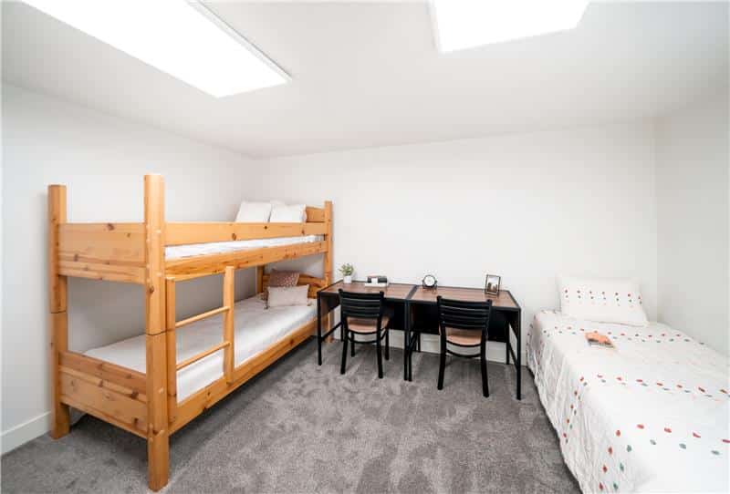 Shared room in Provo (December/Jan to August 2027)
