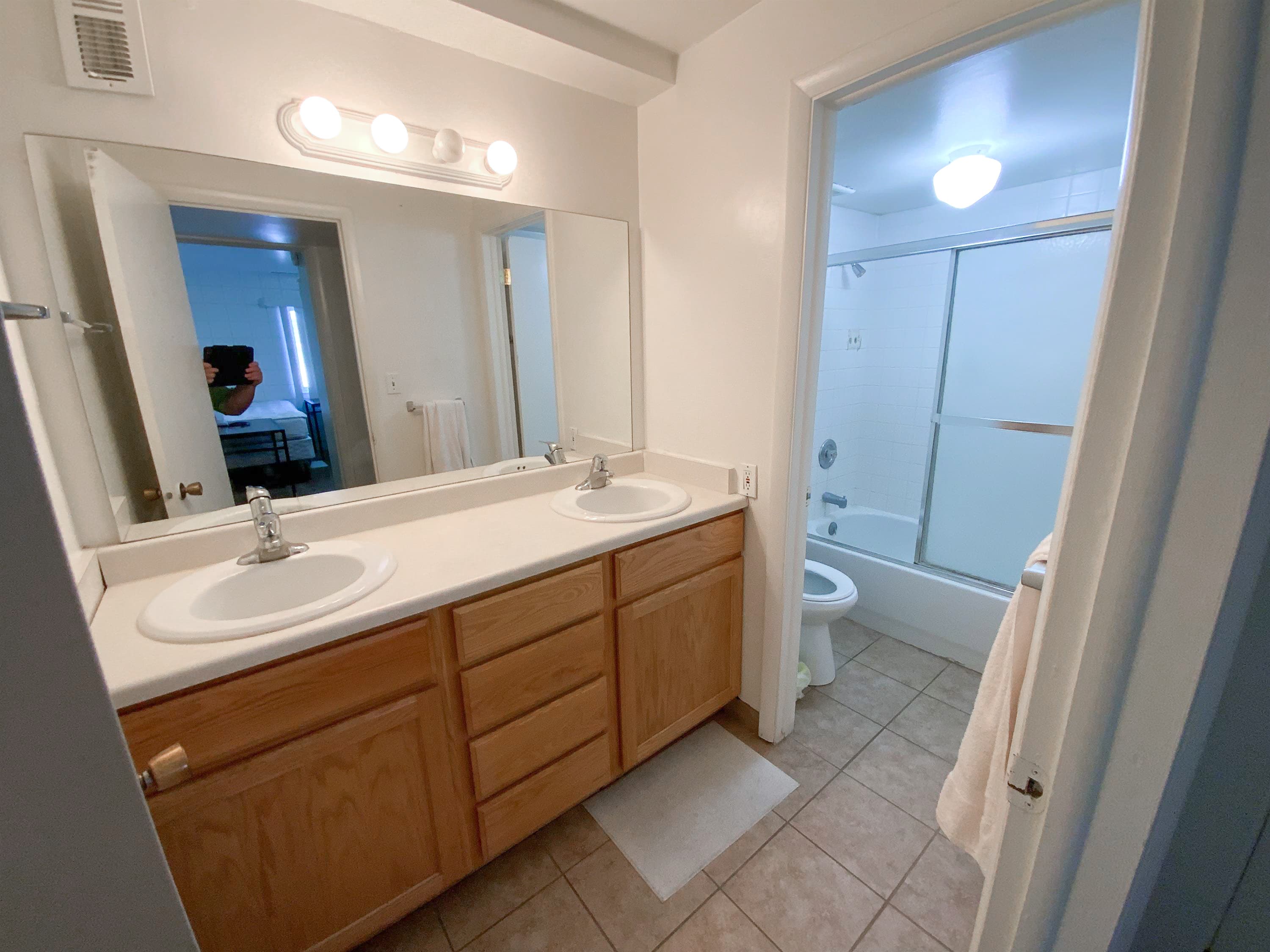 Affordable Male Housing – $370/Month + Utilities