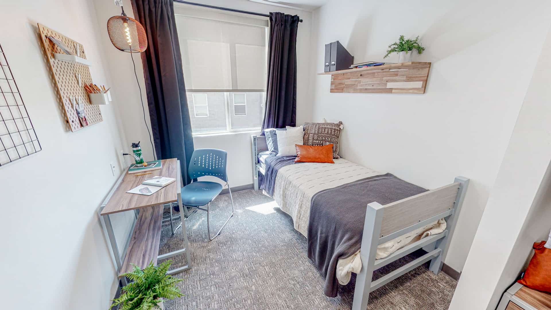 Private room for rent - Orem, Utah
