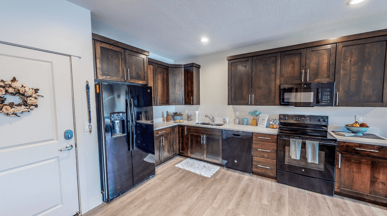 Men's Private Room - College Place Provo - Winter