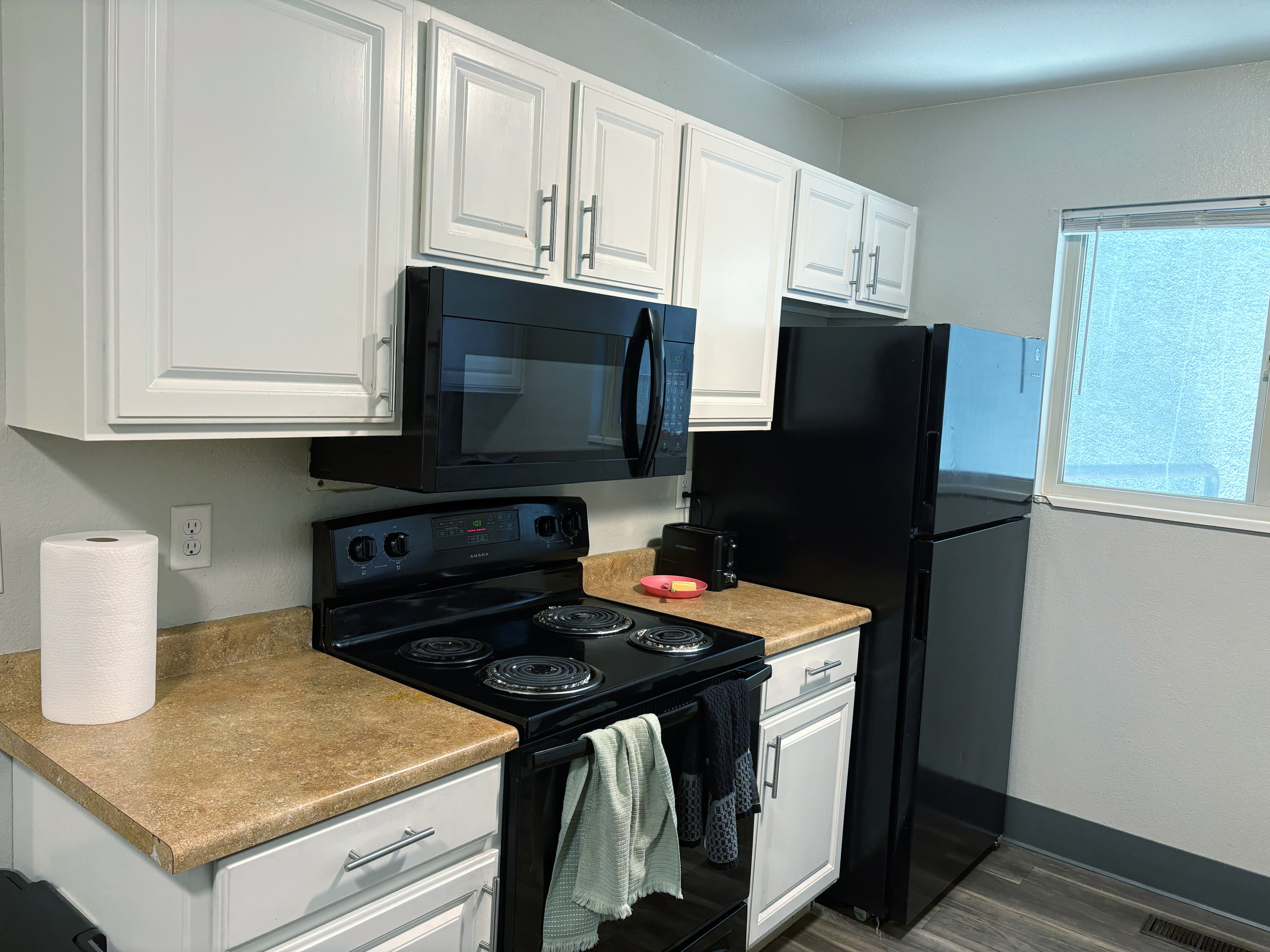 Women’s Shared Room Near BYU $450