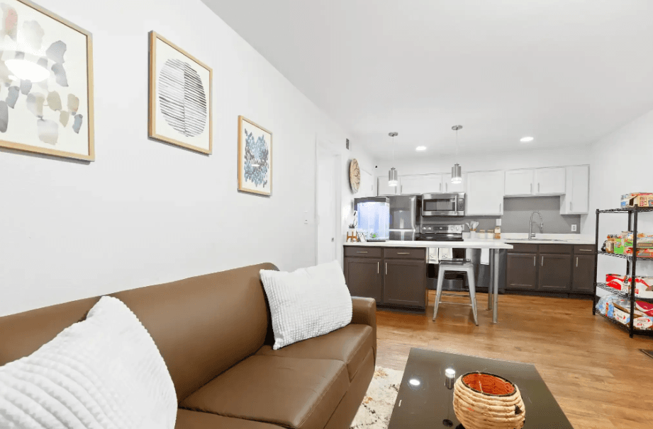 Affordable Female Shared Room 5 Minutes from UVU