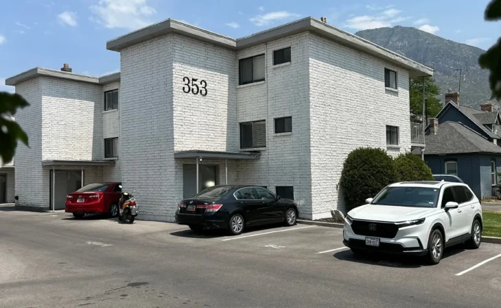Lilac Place Apartments slider image 0