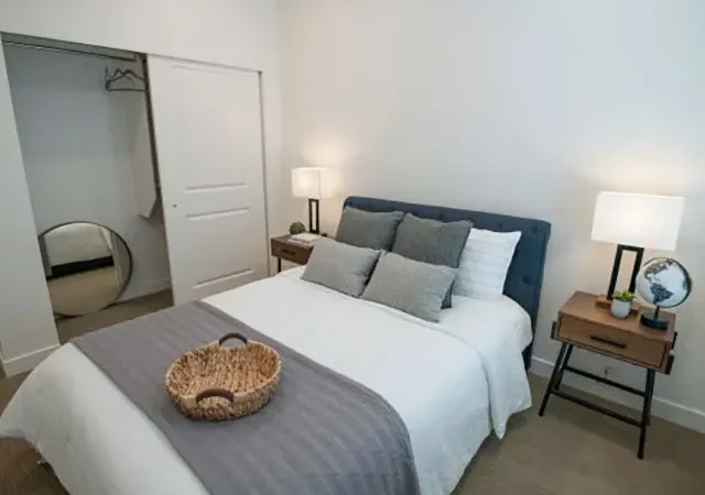 Foothill Lofts Apartments & Townhomes slider image 6